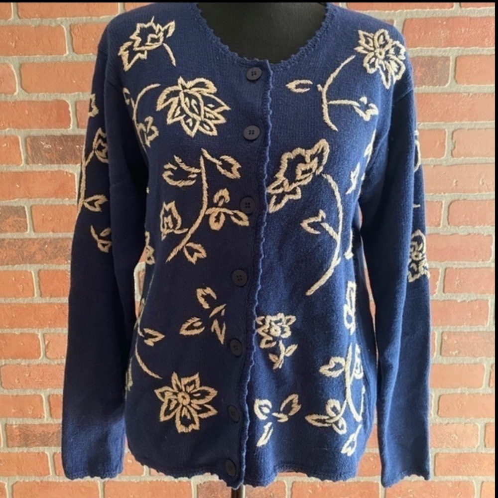 Pendleton Women’s Embroidered‎ Floral Blue Cardigan Sweater Size Small - Picture 9 of 9